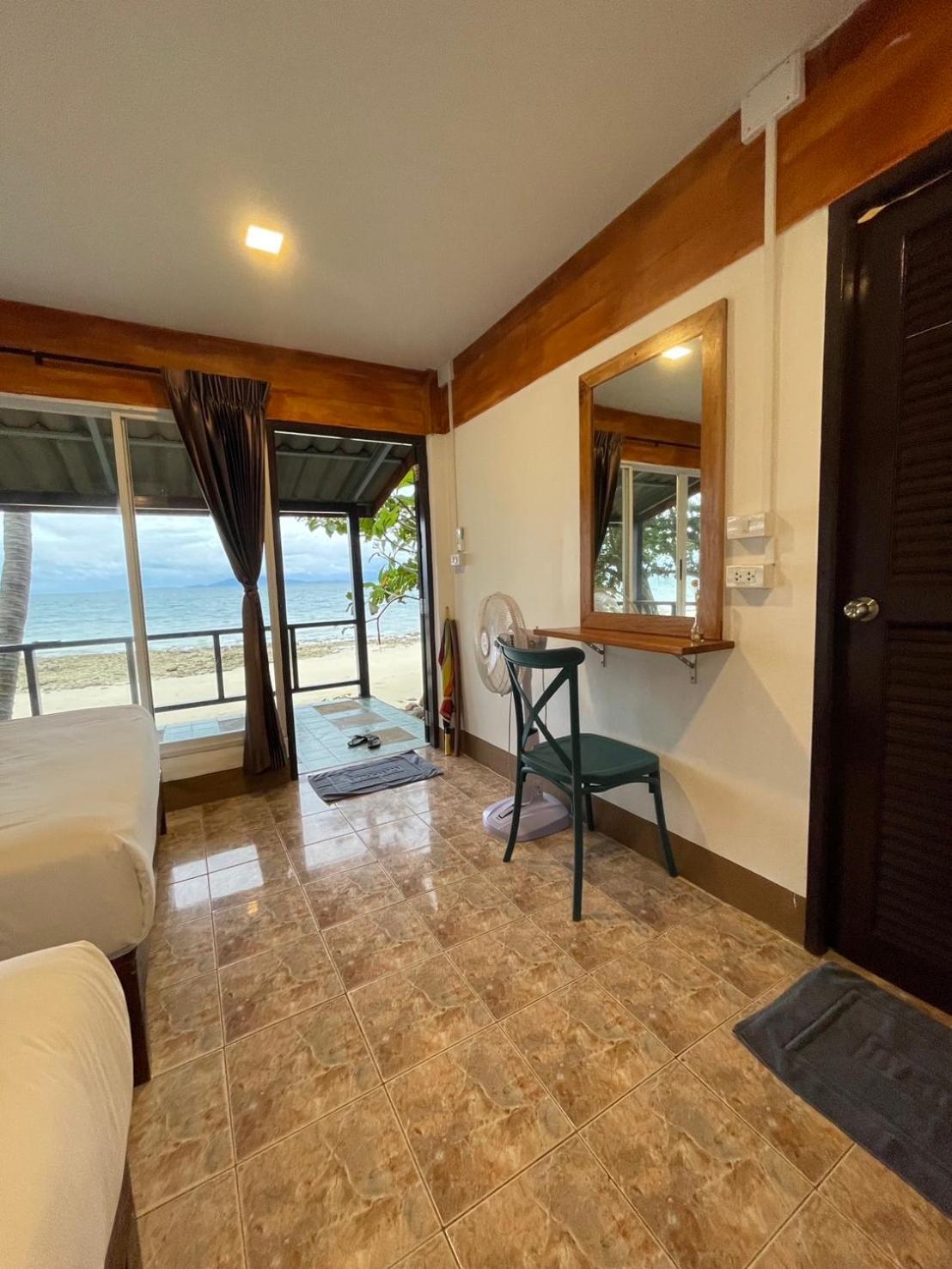 Phi Phi Private Beach Resort Esterno foto